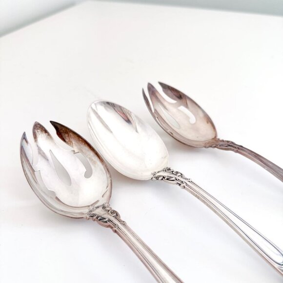 GORHAM STERLING SILVER CHANTILLY SLOTTED SERVING SPOON 8.5" LONG SET OF 3 - Picture 3 of 7